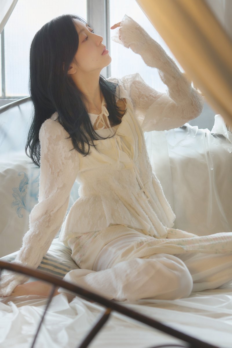 BLTTV's tweet photo. 🎂🅷🅰🅿🅿🆈 🅱🅸🆁🆃🅷🅳🅰🆈🎂

#日向坂46 #小西夏菜実 さん
お誕生日おめでとうございます👏

すでにこれ以上どうするという
素敵っぷりですが……
素敵な一年になりますように☘️
これからのご活躍、楽しみです✨

かっこいい＆かわいい小西さんが
ギュッと詰まった
#bltgraph.vol.116も
ぜひチェックしてください👀

誌面未掲載の
オトナなアザーカットも🎁

ポストカード付きはこちらから💁‍♀️
https://t.co/sckD7FvSDg