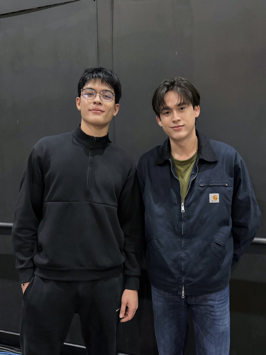 dearmyjen00's tweet photo. อหหหห หล่อมากใจเด้กสาวแตรกแร้ว😭😭 https://t.co/aY7AKiMM5s