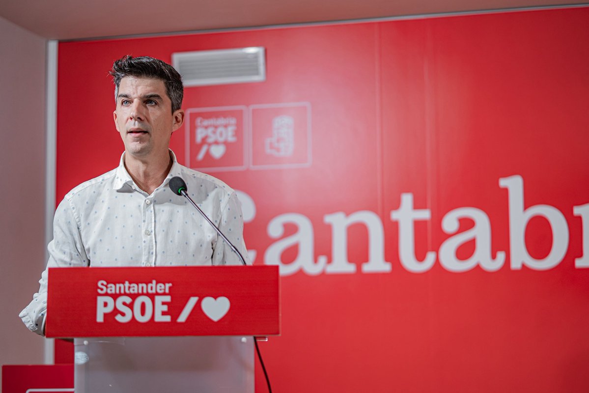 pedro_casares's tweet photo. En #Santander, en mayo de 2027, sólo hay una alternativa al caos y la nefasta gestión del Partido Popular.

Tenemos el mejor proyecto para la ciudad y al mejor candidato para ser alcalde, @fergodani.

Asamblea del @psoesantander con los compañeros y compañeras de mi agrupación. https://t.co/uCaoR169oc