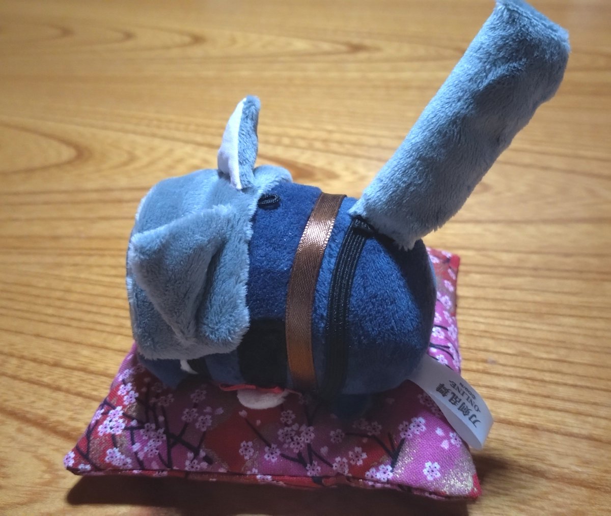 aw1031suki's tweet photo. 赤ずきんを作ったので「オオカミ」セットなんだけど、見た目ほぼほぼ猫ちゃん🐱 https://t.co/ckHgqvGUdo