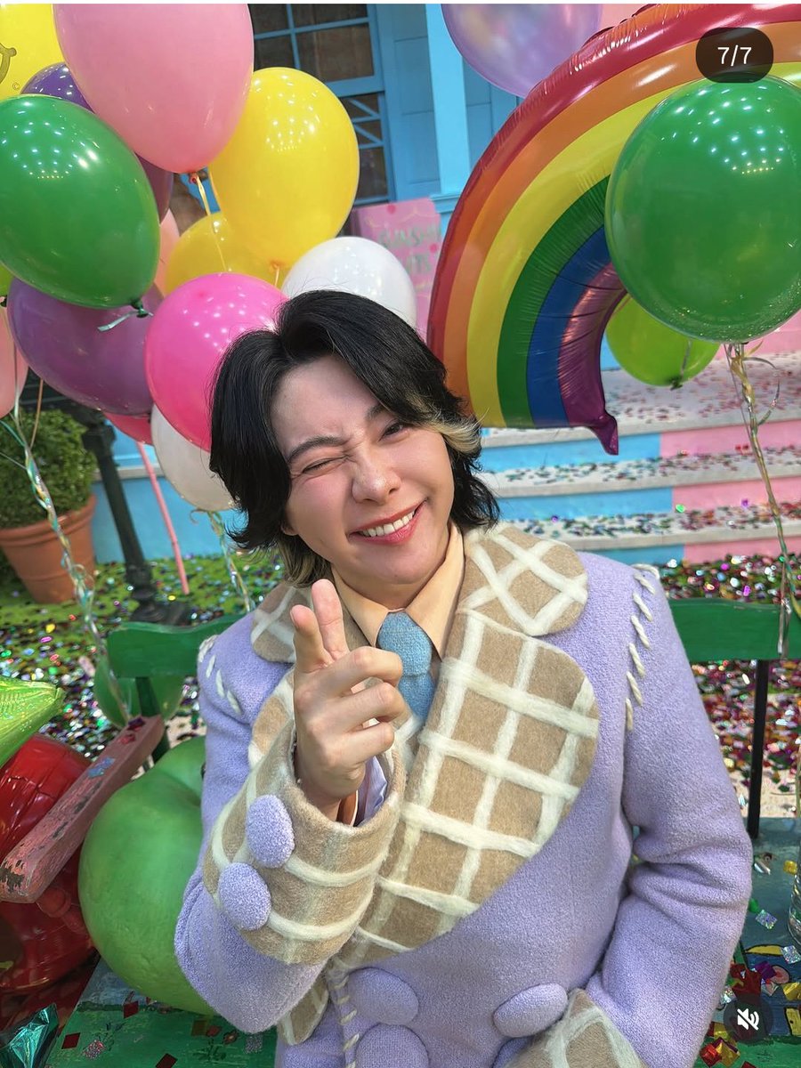 Kabocha_Basya's tweet photo. 私は「虹」なので、MVに出演しているということでいいですね（？） https://t.co/1SIsyi7XPA