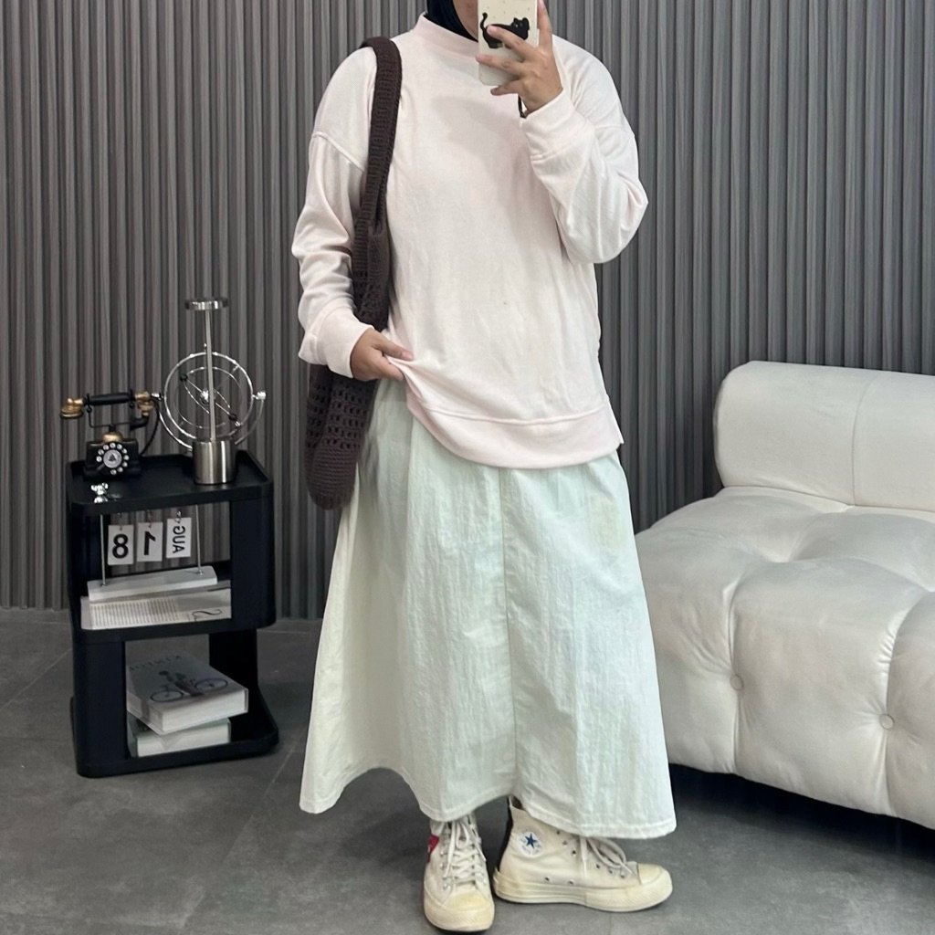 spilllala's tweet photo. dipake ootd sama rok gini looknya tambah cakep bgt akkkkkkk✨️🥹 https://t.co/Beog7MROYl
