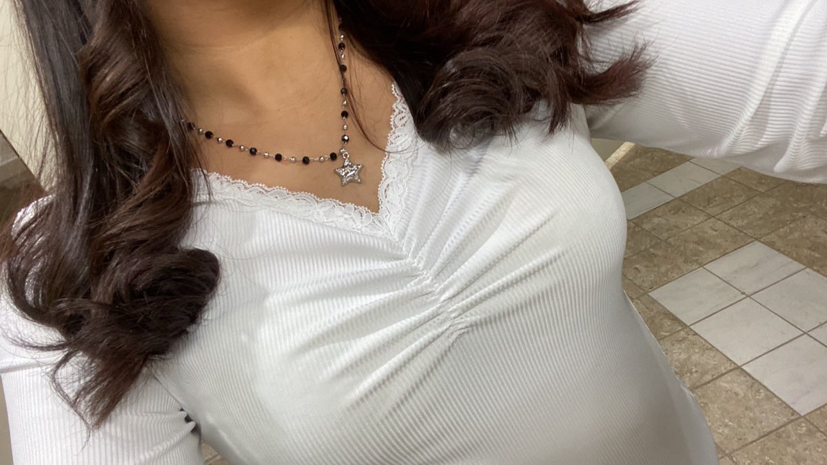 jwiili_'s tweet photo. #wlw #October 🐈‍⬛ https://t.co/WqXUUEODsK