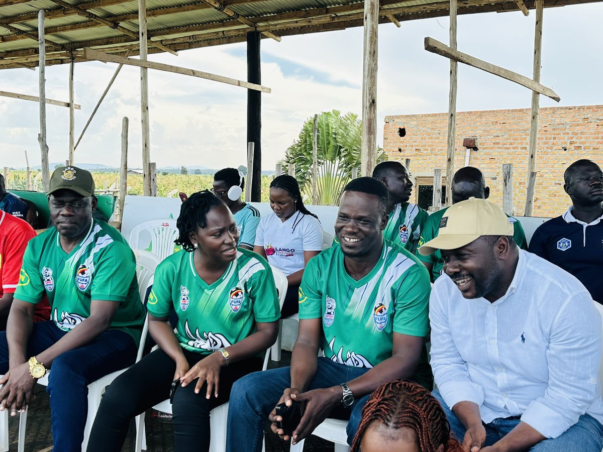 IsmailKasule4's tweet photo. We are at the Royals Park Butema for the second leg of the FUFA Drum clash between Bunyoro and Lango Provinces.
We are here to celebrate our ancestry!
#Fufa https://t.co/wlvaZGhTIe