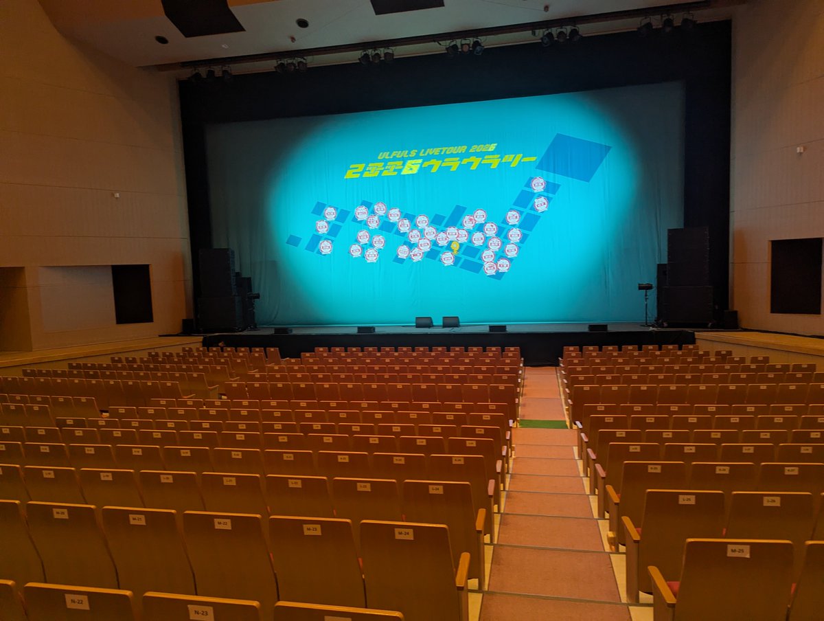 SBW25451's tweet photo. ツーツーウラウラ2　シーズン3 in韮崎

ガラポンA賞のキーホルダー当たるは、ライブ会場入ったら前に入場した人いたはずなのに一番乗りだったり、トータスが私のトータスタオル凝視してくれたり、端の席だったけど最後、目の前にトータスがきて近すぎだったりと、今回も最高なライブでした♥ https://t.co/RvMvMfdlYT