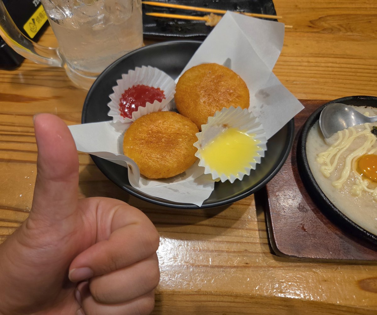 Neville_sub's tweet photo. ようごんの動画で夜ご飯は鳥貴族に決定

カマンベールコロッケイケるぞGON‼️ https://t.co/zzvUA2eiFi