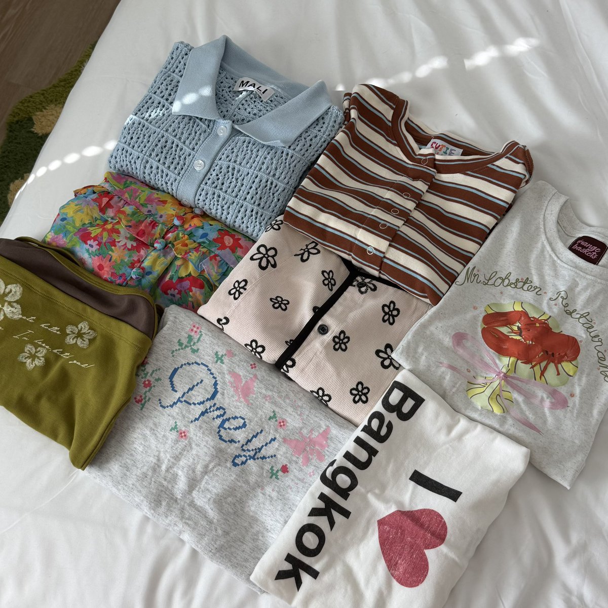 nchdaq's tweet photo. แวะมารวมพิกัด ‘ร้านเสื้อผ้าแบรนด์ไทย’🫒💘เป็นแบรนด์ที่สั่งเกิน 2-3 ตัว ใส่ได้บ่อยแล้วก็กล้าคอนเฟิร์มว่าคุณภาพเนื้อผ้าคัทติ้งดี เฟบตามไว้ได้เลย🗯️ https://t.co/ziaMOUayTh
