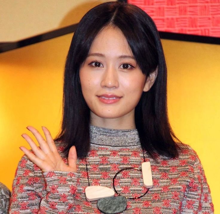 lucia120379's tweet photo. 顔が変わるんじゃなく、メイクを変えるが正解
#前田敦子 #メイク https://t.co/G5QrOo88xP