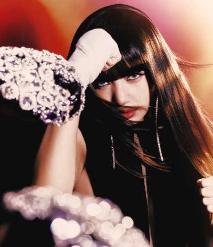 AboutMusicYT's tweet photo. Lisa has the most viewed hashtag for a female kpop idol on TikTok, with over 236 billion views. https://t.co/7AEYWXvCnI