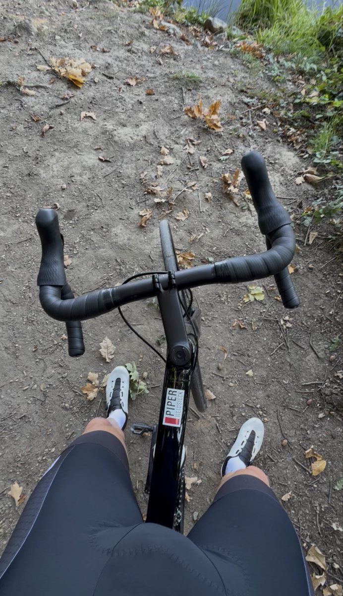 Vlastic5's tweet photo. Any partner for bike.  🍆🍆 #bike #fun #🏳️‍🌈 #bikepartner https://t.co/ZJWJC8sA9U