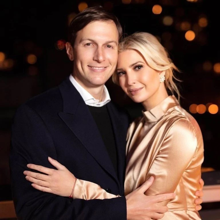daviddunn177's tweet photo. Jared Kushner is trying to end Russia’s war with Ukraine by including a multibillion-dollar oil deal that would benefit Middle Eastern groups who have done business with Jared Kushner.

And Hunter Biden sold a painting. https://t.co/I02uQBhemX