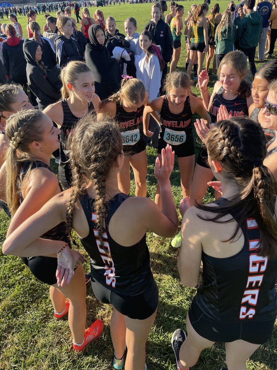 LovelandHighXC's tweet photo. Results here from Ross: Girls finish in 5th out of 18 teams led by Anna Feeney in 10th! She was followed by Lilly Gutekunst (41), Lauren Saletta (47), Maddie Tew (48), and Abby Droessler (66). Go Tigers! @LHSTigerAD https://t.co/XDP03F9LtA