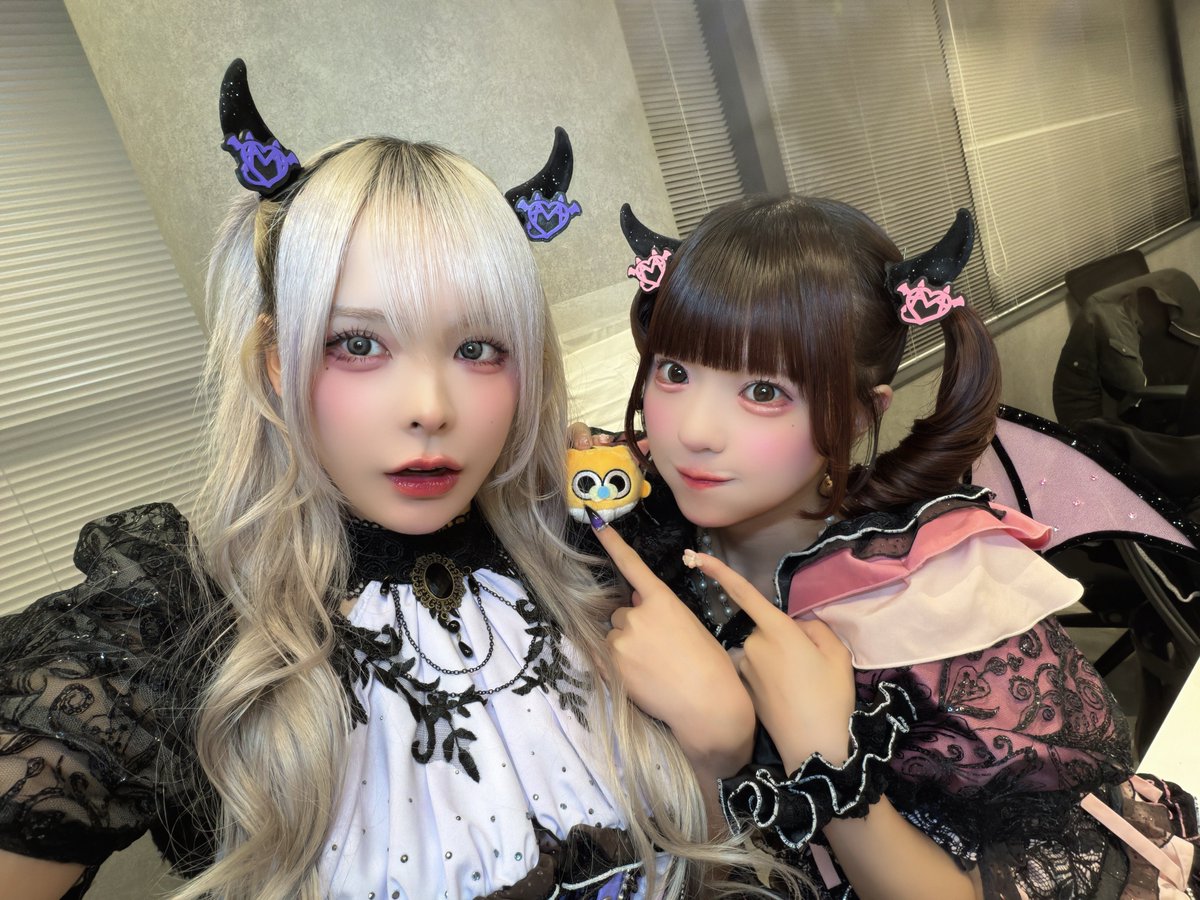 AVAM_Official's tweet photo. ︶︶︶︶⪩⪨︶︶︶︶︶︶⪩⪨︶︶

『夏衣装2026 オンライン特典会』
ありがとうございました💙🤍❤️🧡💚🩷💜
お届けまでお楽しみにっ🚚*.ﾟ+

︶︶︶︶⪩⪨︶︶︶︶︶︶⪩⪨︶︶

#AVAM #アベアム https://t.co/aAcfrXijlP