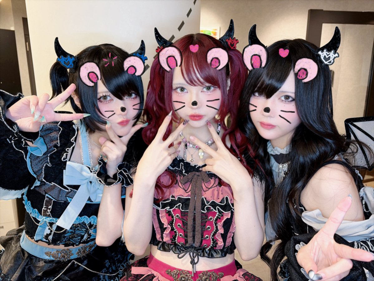 AVAM_Official's tweet photo. ︶︶︶︶⪩⪨︶︶︶︶︶︶⪩⪨︶︶

『夏衣装2026 オンライン特典会』
ありがとうございました💙🤍❤️🧡💚🩷💜
お届けまでお楽しみにっ🚚*.ﾟ+

︶︶︶︶⪩⪨︶︶︶︶︶︶⪩⪨︶︶

#AVAM #アベアム https://t.co/aAcfrXijlP