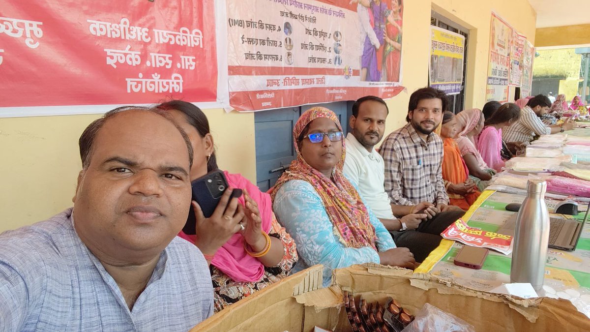 ntepunnao's tweet photo. आज सेवा संकल्प अभियान "सेवा मेरा योगदान" की अन्तर्गत जनपद-उन्नाव के सामुदायिक स्वास्थ्य केंद्र-नवाबगंज एवम मियागंज में स्वास्थ्य शिविर का आयोजन हुआ। स्वास्थ्य शिविर में क्षय रोग की स्क्रीनिंग की गयी।
#dmunnao #ntep_up #HealthAwareness #EndTB #TBMuktBharat #SevaSankalpAbhiyan https://t.co/1IXrSccnw6