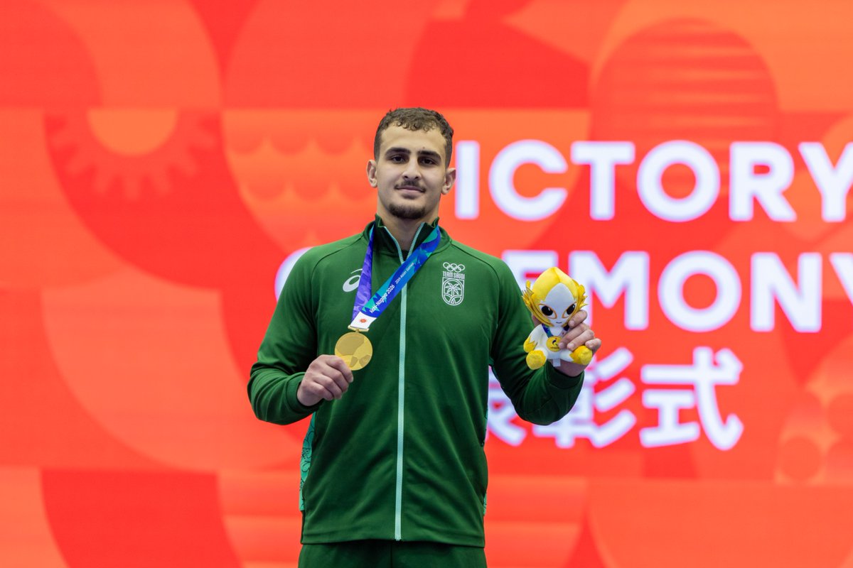 Saudi_Gazette's tweet photo. 🇸🇦🥇 GOLD AT HIS FIRST ASIAN GAMES!

Saudi Arabia’s Abdullah Nada claims jiu-jitsu gold in the men’s -85kg category after defeating Kazakhstan’s Miri Kabdulayev 7-0 at #Nagoya2026. https://t.co/mApNqErtxu