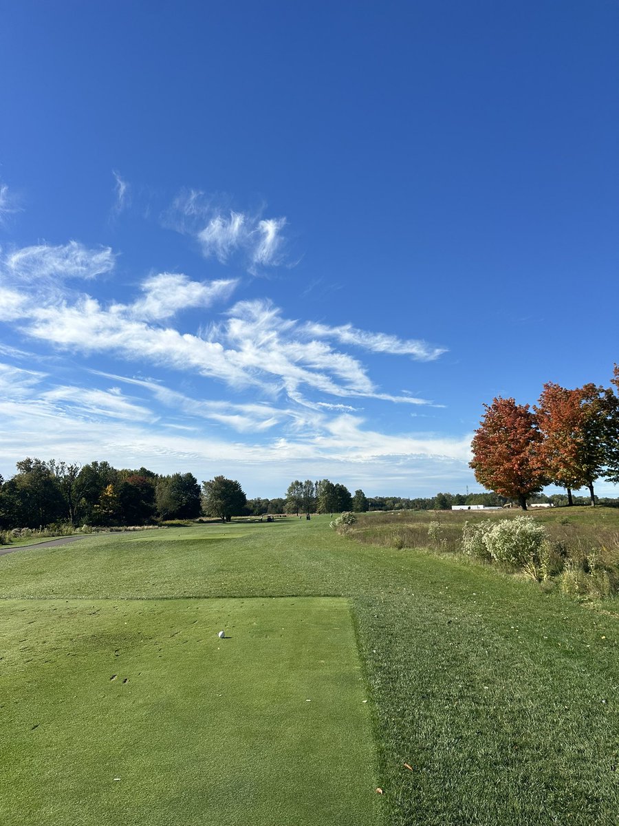 commishthebest's tweet photo. Fall golf unlocked https://t.co/mdCvEnVCls