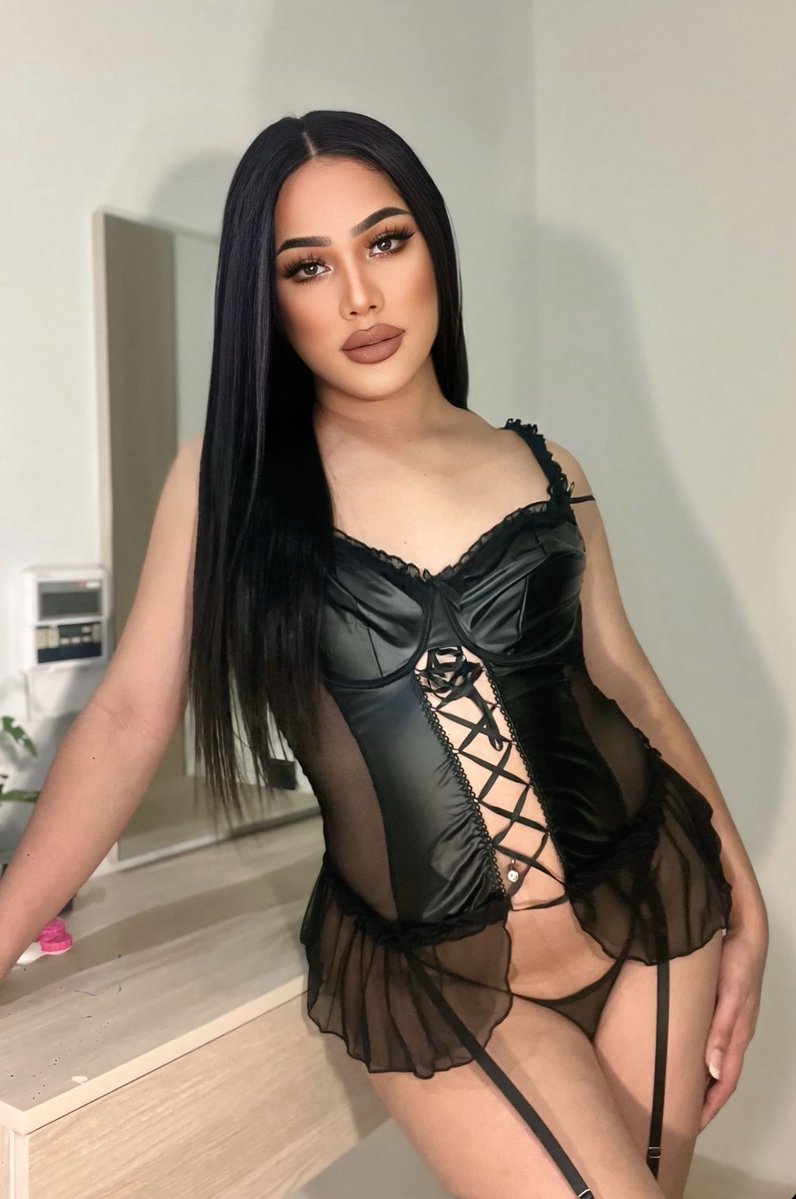 pepaceful's tweet photo. #jeddah_ladyboy
#ladyboy_jeddah https://t.co/UycKzrnncs