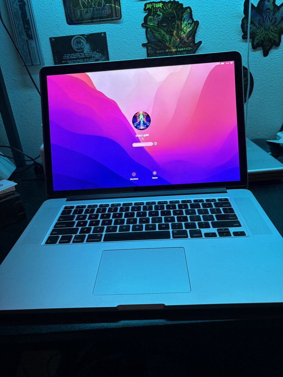 chazz_gold's tweet photo. I would like to give this away to fellow artist  that could use it  that needs a new laptop. Rather than selling it 

It’s 2015 macbook pro that you can’t update past Monterey operating system but does work really well. 

It’s got good battery on it and I am getting a Mac mini soon 
And I have way too many screens and computer power in my house as it 

Hit me with comments on how and why you’ll use it and I’ll luck someone in there and I’ll scrub the drive and ship to someone