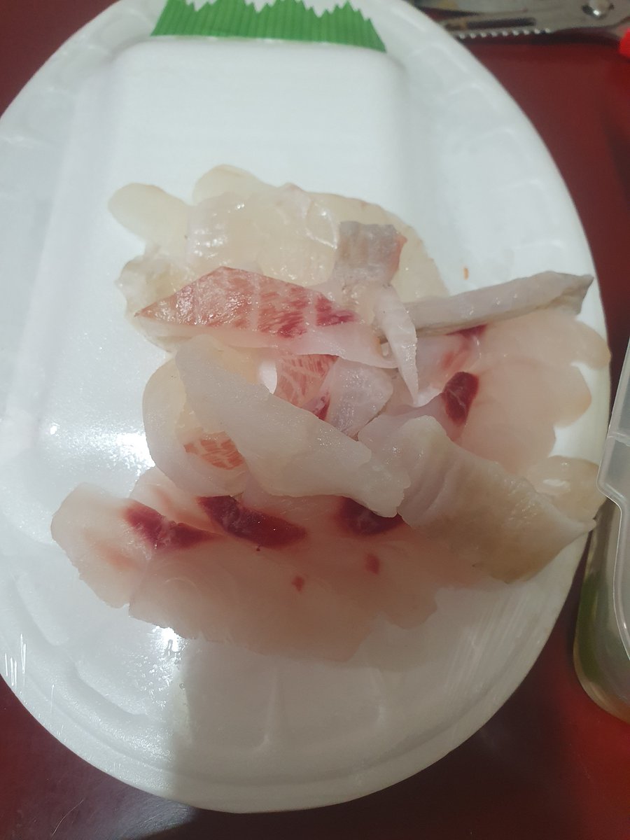 cd84803's tweet photo. 먹기전에 찍어야되는데 맛나게 먹다보니 잊어버려서 ㅠㅠ https://t.co/fodmIhUKk9