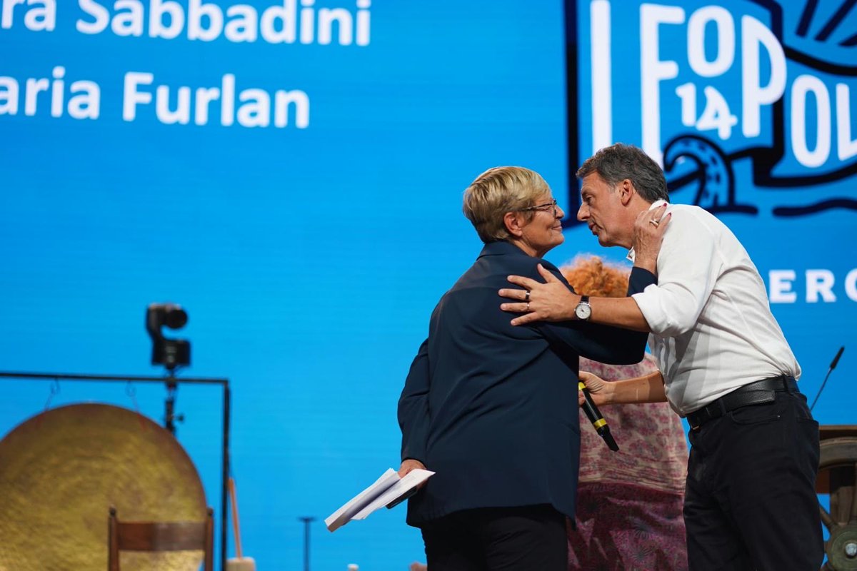 FurlanAnnamaria's tweet photo. Oggi alla #Leopolda14 ho moderato un bel confronto con Mirja Cartia D’Asero e Linda Laura Sabbadini. Parità significa libertà, autonomia economica, pari opportunità nel lavoro e piena partecipazione ai luoghi decisionali. Una sfida decisiva per la crescita del Paese. https://t.co/BidRjYjhlQ