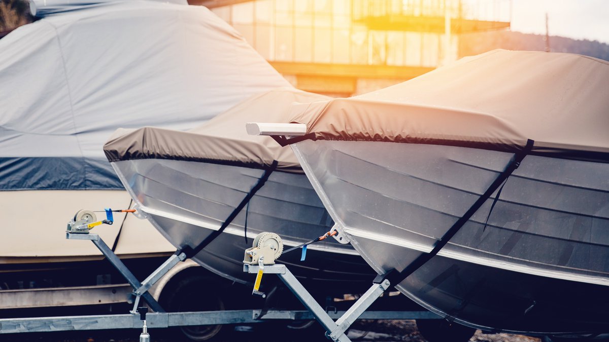 Foremost's tweet photo. Boat put away for the season? Layup coverage adjusts your policy while your boat is out of the water, so you're not paying for on-the-water risks in January. Follow these tips for preparing your boat for lay-up: https://t.co/F2j6slqYwH https://t.co/62x2VKpnSR