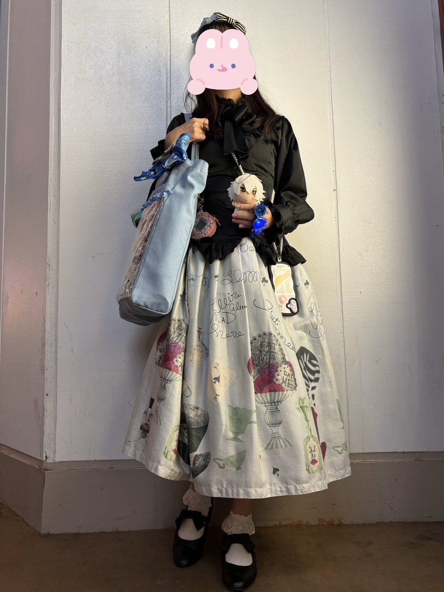 asaka_takana's tweet photo. さーやちゃんと11thライブ鑑賞会からの12thライビュでハマ女の絆ｧ🙌してきたよ〜！明日も世話になるぜヒプノシスマイク🎤👊 https://t.co/W4DSukejkP