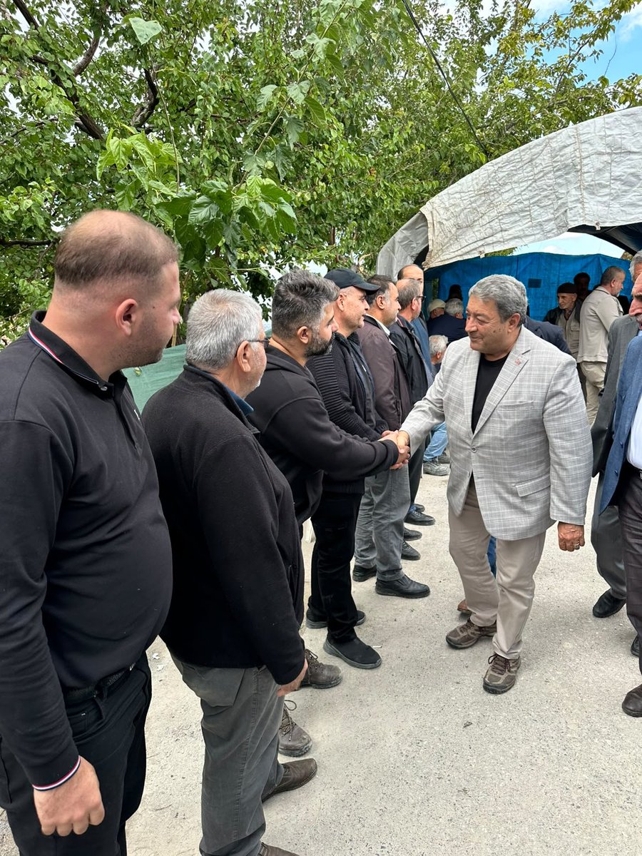 MehmetFendogluu's tweet photo. Değerli dava arkadaşımız Mesut Ulaş'ın vefat eden abisinin taziyesine katılarak baş sağlığı dileklerimizi ilettik.
Allah rahmet eylesin, mekanı cennet olsun. https://t.co/TrV9r7ObE7