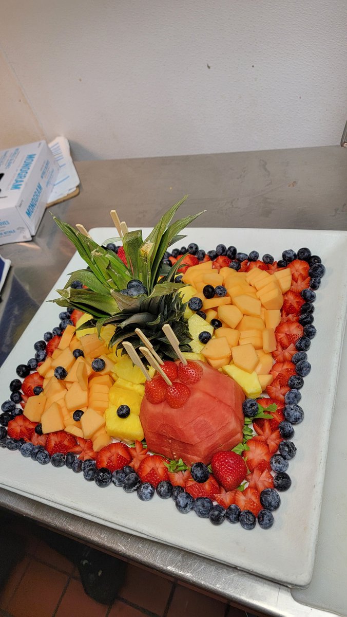 DevlynHayes's tweet photo. Fruit https://t.co/hR3A3omy0v