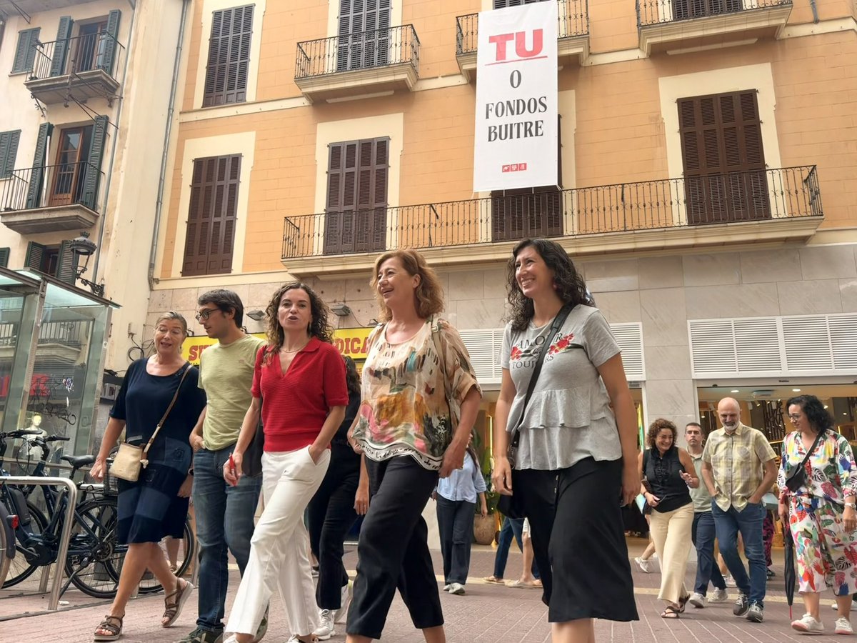 F_Armengol's tweet photo. Sortim al carrer per defensar un dret que ha de ser de tothom: el dret a un habitatge digne.

A les Illes Balears, l’accés a un lloc on viure s’ha convertit en una preocupació que travessa generacions i realitats molt diferents. Ningú hauria de veure compromès el seu projecte de vida perquè no pot assumir el cost de l’habitatge.

L’habitatge no pot ser un privilegi. Ha de ser una prioritat.