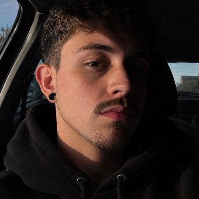 heyitsellisx's tweet photo. #NewProfilePic https://t.co/3IeFBjjlGw