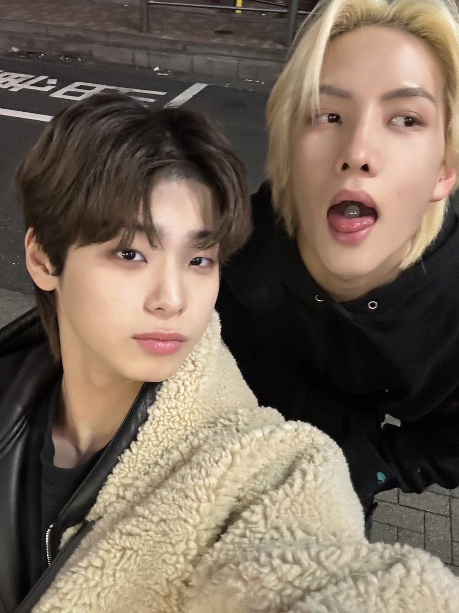dixxche's tweet photo. 아버지야한누나만들기 https://t.co/S1h1he9hDf