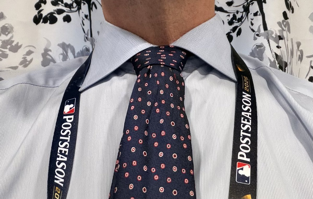 GuardiansCD's tweet photo. Happy Postseason @TheCLE Thanks @megdonovan44 for gifting me one of your Dad’s ties. It’s an honor to wear it for today’s first game of playoffs in our quest for a long October @CleGuardians run! https://t.co/uK8aSBgGYJ