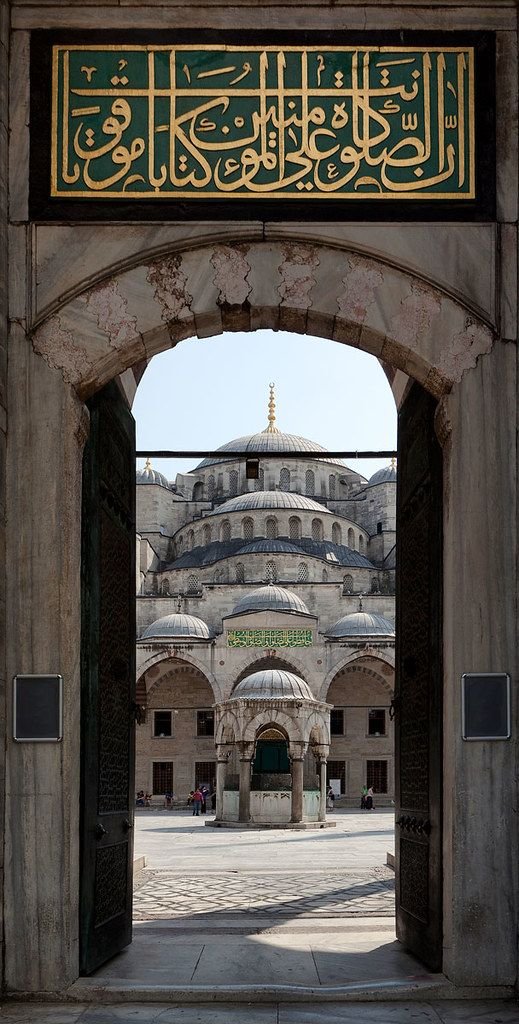 bosnianchelebi's tweet photo. Ottoman Mosques had such an imperial aesthetic, elhamdülillah https://t.co/u7nVKm2G1F