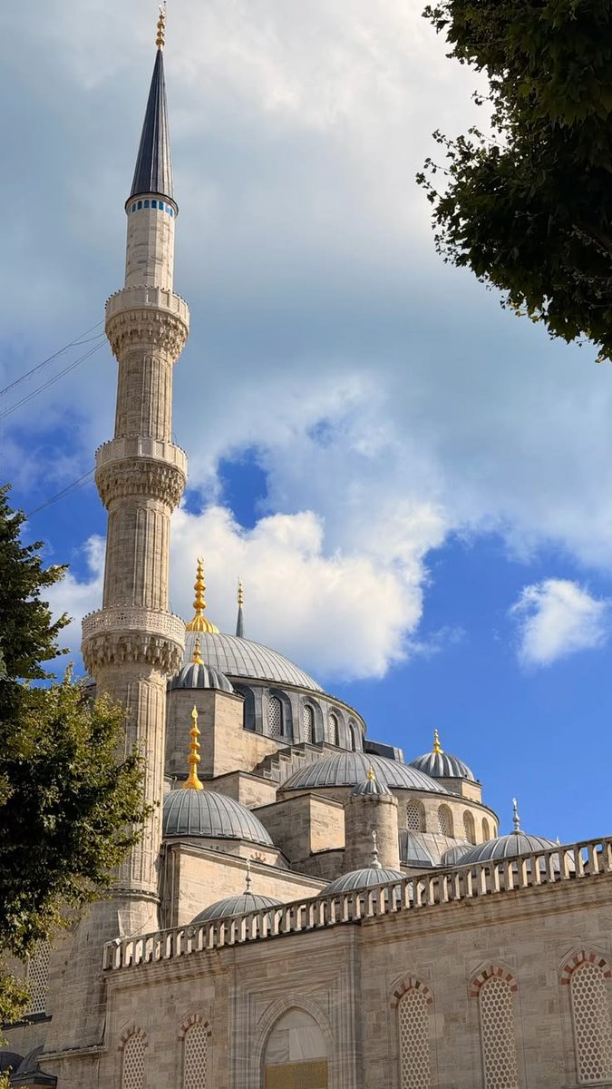 bosnianchelebi's tweet photo. Ottoman Mosques had such an imperial aesthetic, elhamdülillah https://t.co/u7nVKm2G1F