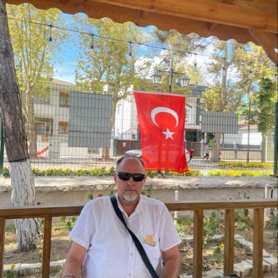 HasipEmreZGN's tweet photo. #YeniProfilResmi https://t.co/115IiaVWee