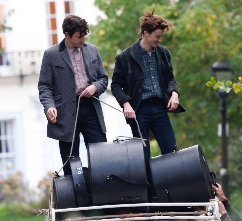 jqheadquarters's tweet photo. 🔴 New photos of Joseph Quinn and Paul Mescal shooting ‘The Beatles’ biopics in Liverpool ! 🤍 https://t.co/1x6WBYMPsi
