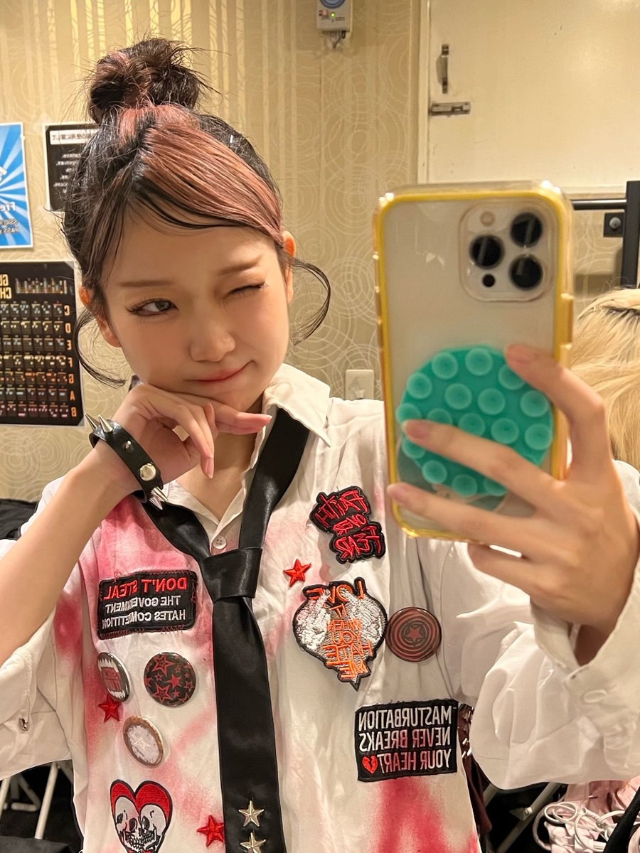 PERi_LUCY's tweet photo. 今日もありがとう〜
日々ライブっていいなアイドルって文化いいなを最近特に思ってます
デコ出しのファンおおくてとても嬉しい☺️ https://t.co/NF0dRRn7di