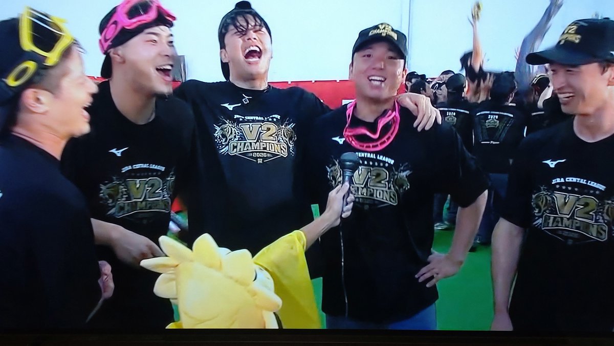 rollingtaro's tweet photo. 兵庫県民会の人たち🤭 https://t.co/OkzHD88Rtf