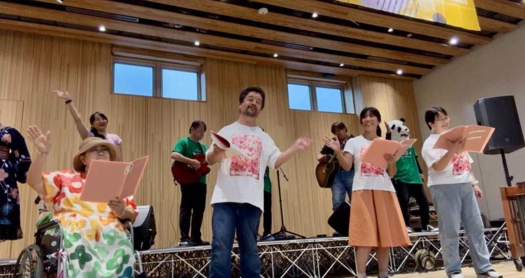 hanagata301's tweet photo. 嬉しいことと悲しいことが交互に来て忙しすぎて体も心も疲弊してる……
友達の存在ってすごいなぁ…偉大だ……らぶ https://t.co/ncL9lsFBk7