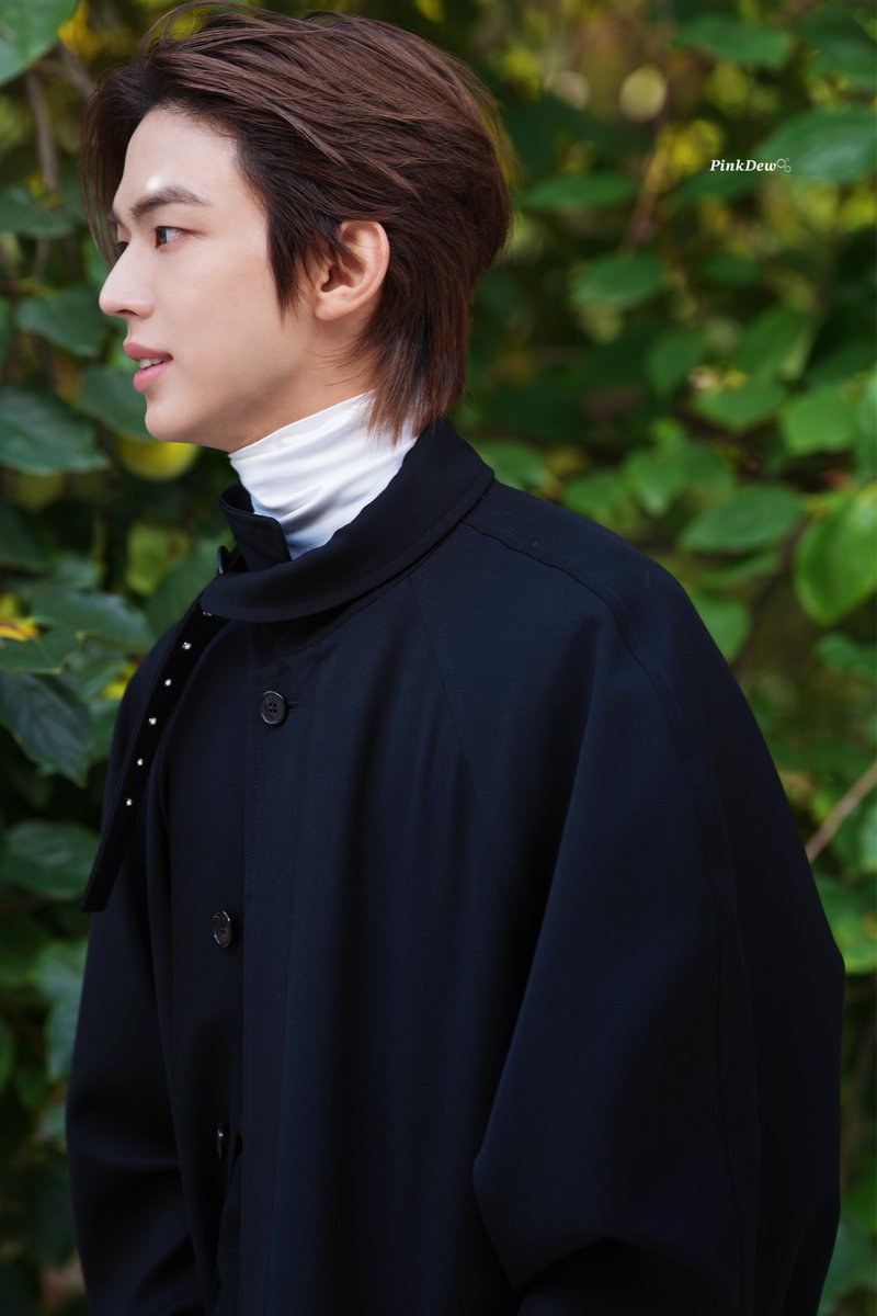 dew_inmy_i's tweet photo. 261003

사진 원본도 완벽한 도셀���

#TWS #투어스 
#도훈 #DOHOON
#TWSXCELINE #CelineEte2027 https://t.co/yoDffqtOdk