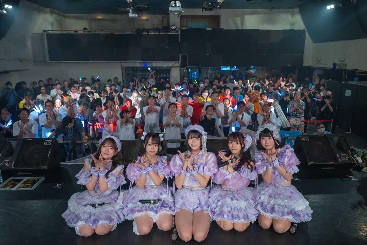 Fillemimi_staff's tweet photo. 取り急ぎ！本日は梅田amHALL
Fille mimi 2nd Anniversary Oneman LIVE
『 君色Garden 』🐰💐

Fille mimiと過ごす時間を選んでいただき、一緒に最高の空間を作ってくださってありがとうございました💖

新曲 『君色パレット』『瞬間フローライト』披露させていただきました❕
今までの感謝の気持ちやこれからの想いがこもった2曲も一緒に、3年目大きな景色目指して頑張っていきます✨️
Fille mimiについてきてください❤️‍🔥❤️‍🔥

3周年は大阪と東京の2都市でワンマン開催です🎉詳細は後日お待ちください！