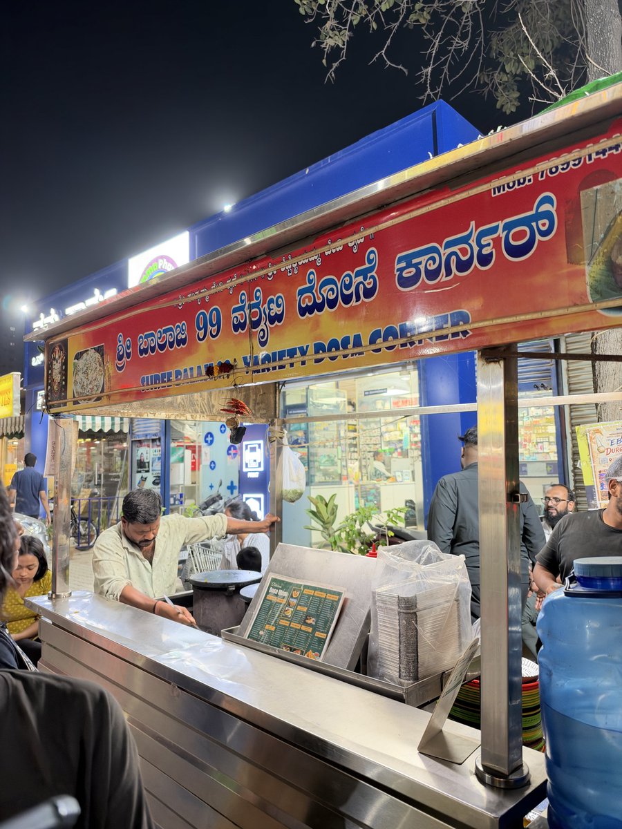 anon_singh_'s tweet photo. 99 variety dosa supremacy >> https://t.co/KxPWJEuytB