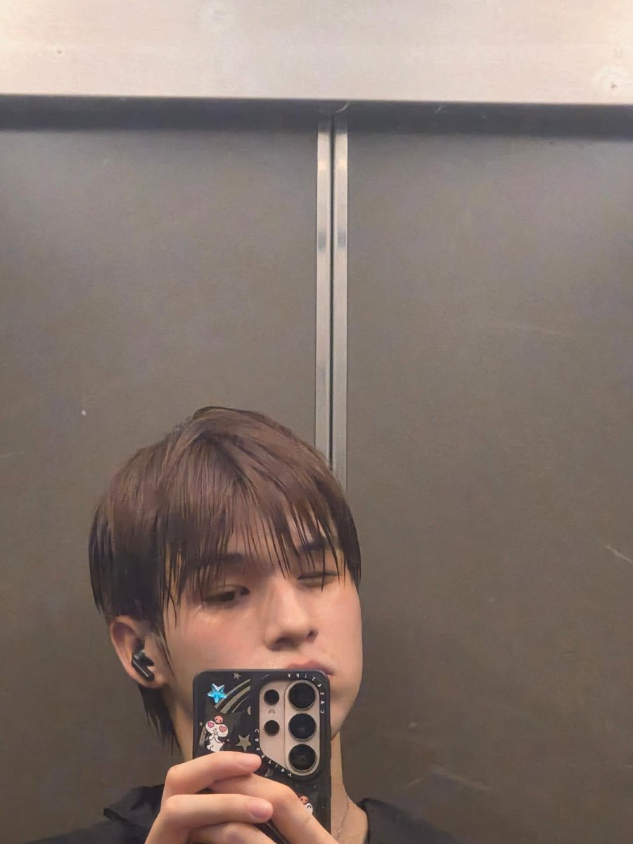 skyscutter's tweet photo. @skywongraveee IG Update | 03.10.26
#skywongravee @skywongraveee 

00.00

🔗: https://t.co/64ZAQ5jEic

#ก้อนเมฆของสกาย
#Mycloudy☁️ https://t.co/BzjyiHHllj