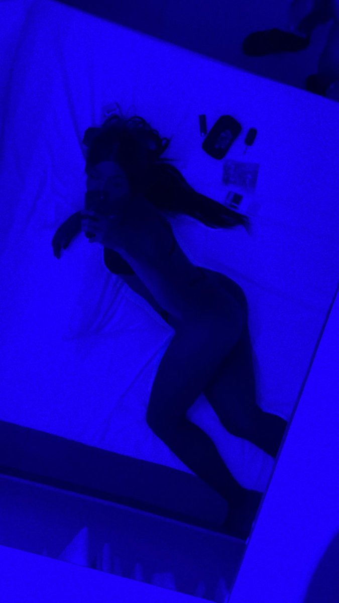 _camilinhat's tweet photo. Oiie , quer uma Trans gostosa de 1.90 pra ser o amor da sua vida ?  

#PINTOSAWARDS
#PINTOAWARDS
#PINTOSAWARD
#NUDESAWARDS 
#TRANSSEXUAL https://t.co/Pb3hVTaSdl