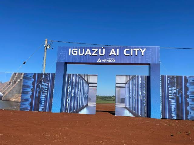 hispanicnomad's tweet photo. Paraguay 🇵🇾 will have the biggest AI data center in Latin America

The project is called Iguazú AI City

And it will put Paraguay at the center of international investments, once again

Add this to projects like the Bioceanic Corridor…

And I can’t stop being bullish about this little country