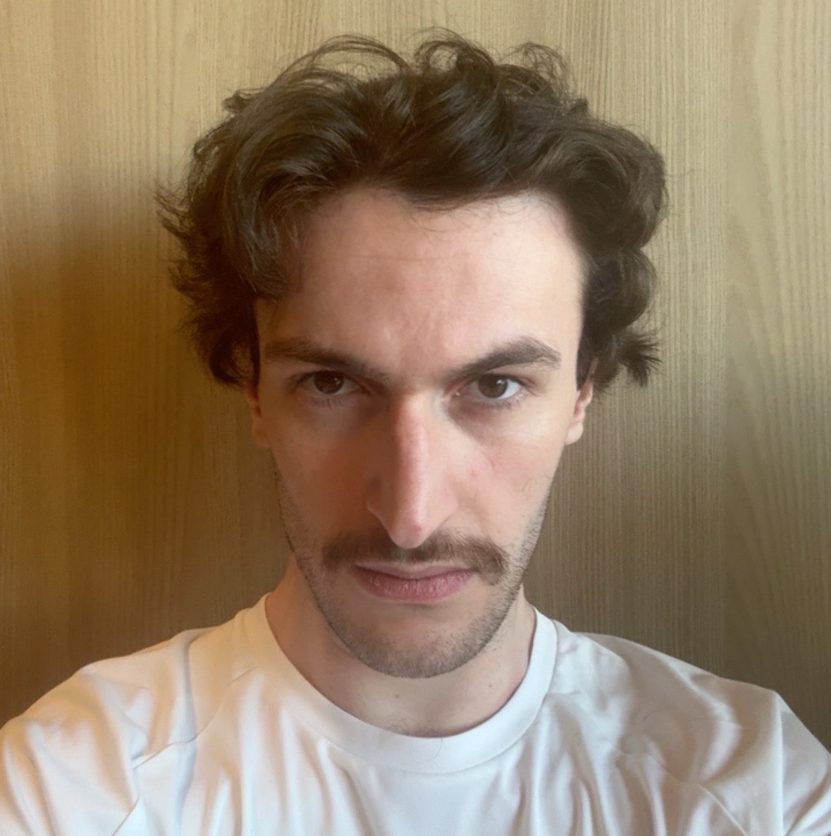 yungreal69's tweet photo. Just got a new haircut. https://t.co/l831Jnjzmj