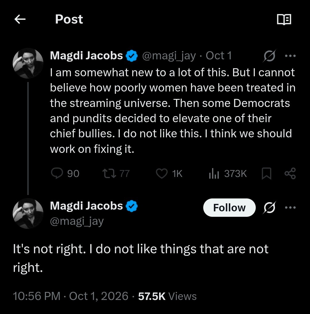 KweenInYellow's tweet photo. Posted 8 hours apart. 😵‍💫 https://t.co/TPwK1c6Gta