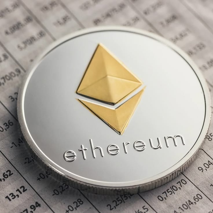 cryptowinss's tweet photo. A large ETH holder appears to have cut losses after holding the position for a year, facing an estimated $2.44 million loss.

The whale deposited 6,595.2 ETH to a centralized exchange, suggesting it may be exiting the position after a prolonged period underwater. https://t.co/kWCuMBNvKD