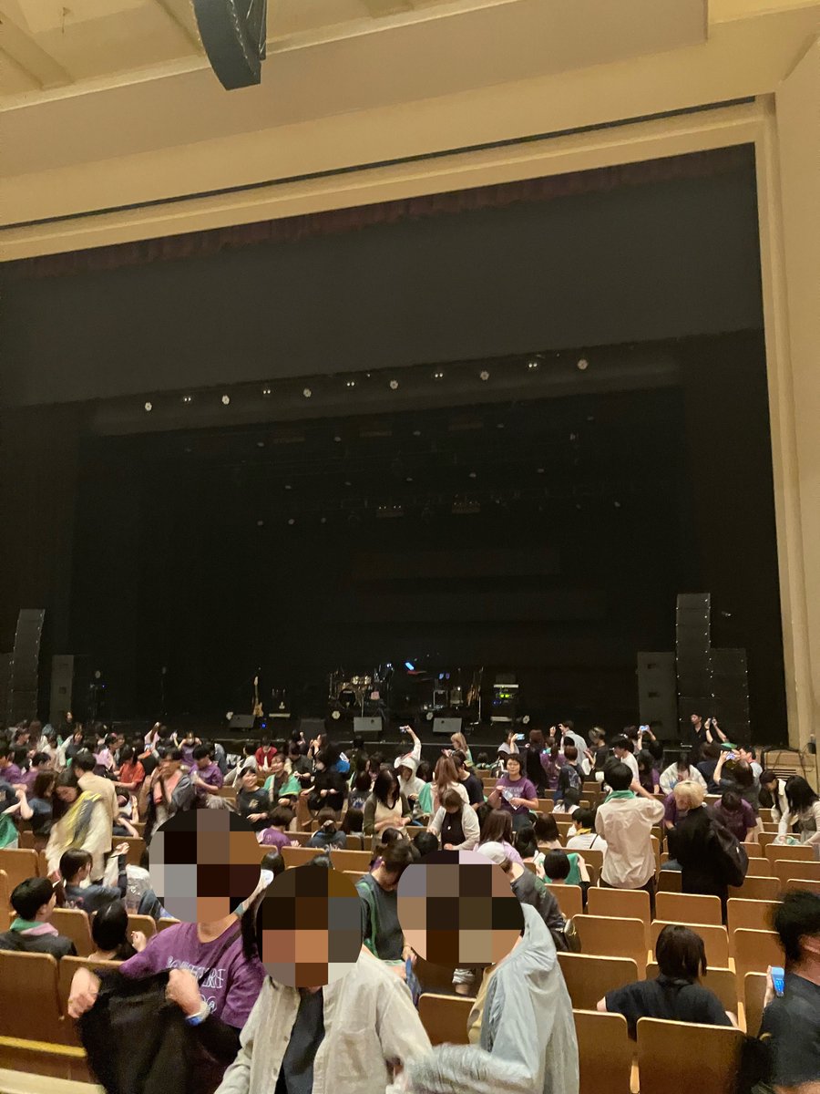 ssm_sd_juri036's tweet photo. flumpool×miwa千葉！
青春同士の対バン見れて良かった🫰🫰
miwaはdon't cry anymoreの弾き語りに心奪われた🥲flumpoolも久々にあの曲聴けて良かった！初めてインテロの抽選に当たったり、フォロワーさんにも会えて良かった。
次は渋谷2days！！
#flumpool
#miwa
#ここからの歌 https://t.co/G6BdFfq9K6